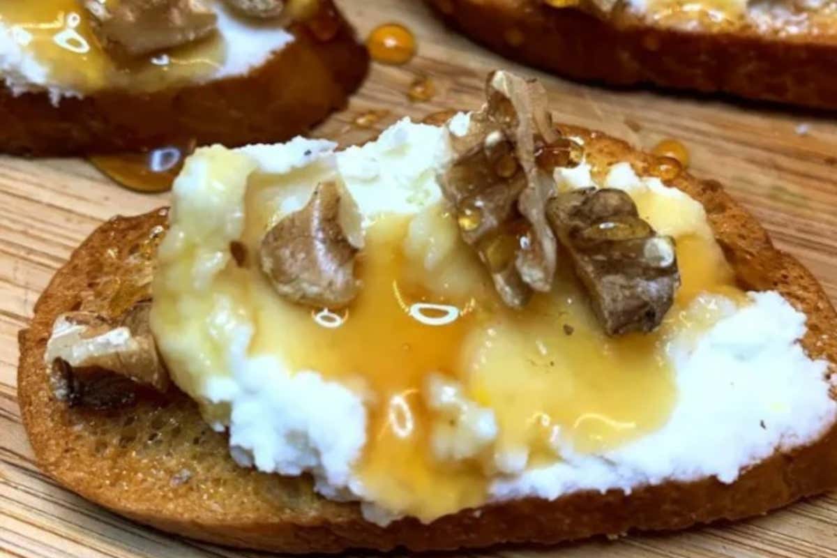 A Motta Camastra cresce una noce unica al mondo: ecco perché è così speciale A Motta Camastra cresce una noce unica al mondo: ecco perché è così speciale